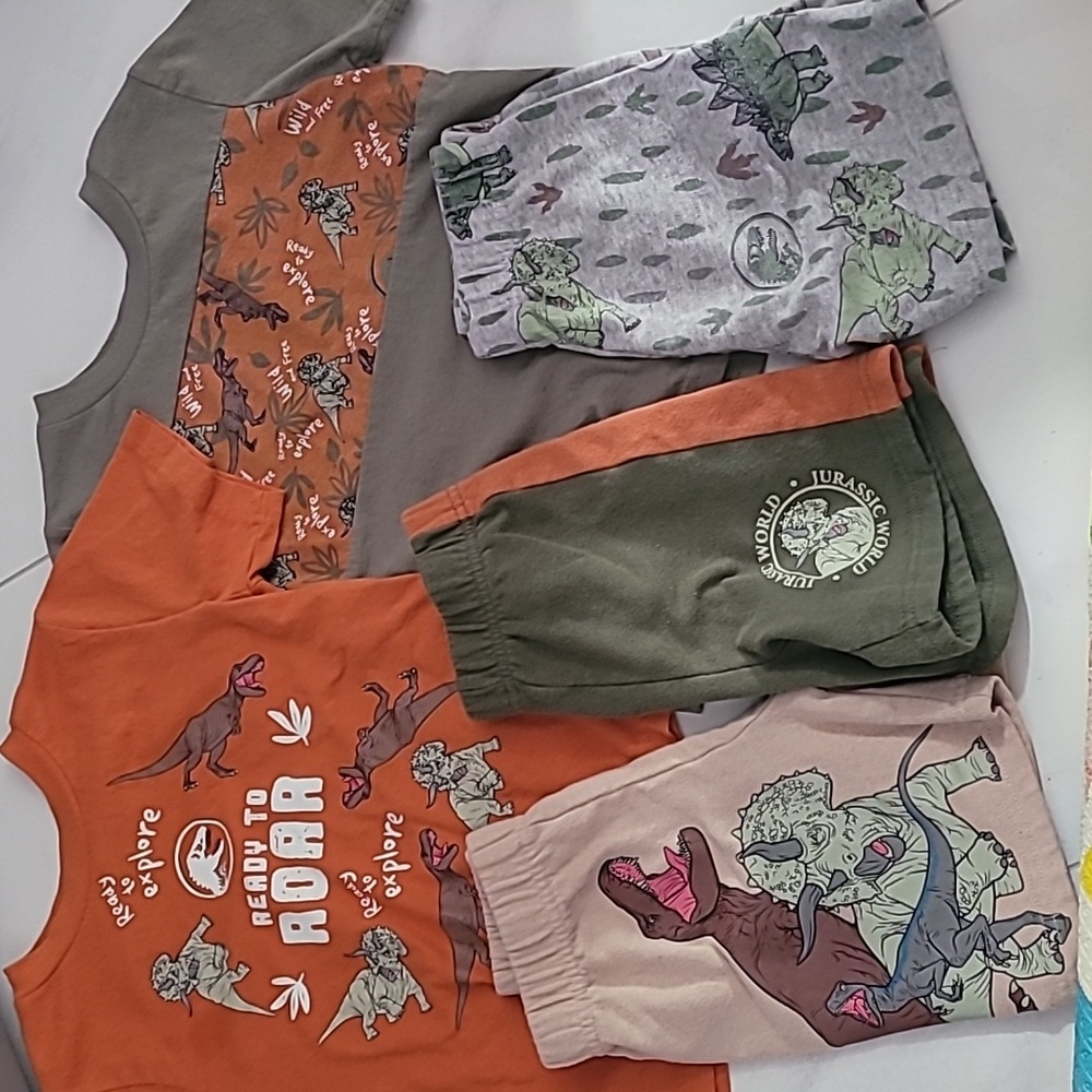 Jurassic World Kids Dinosaur Set - Beige, Olive, Gray